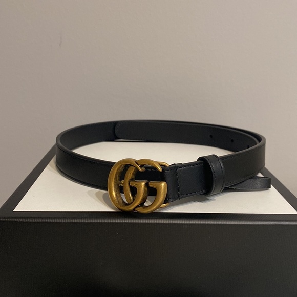 🎁Gift idea🎁 Gucci LEATHER BELT WITH DOUBLE G BUCKLE - Picture 3 of 9